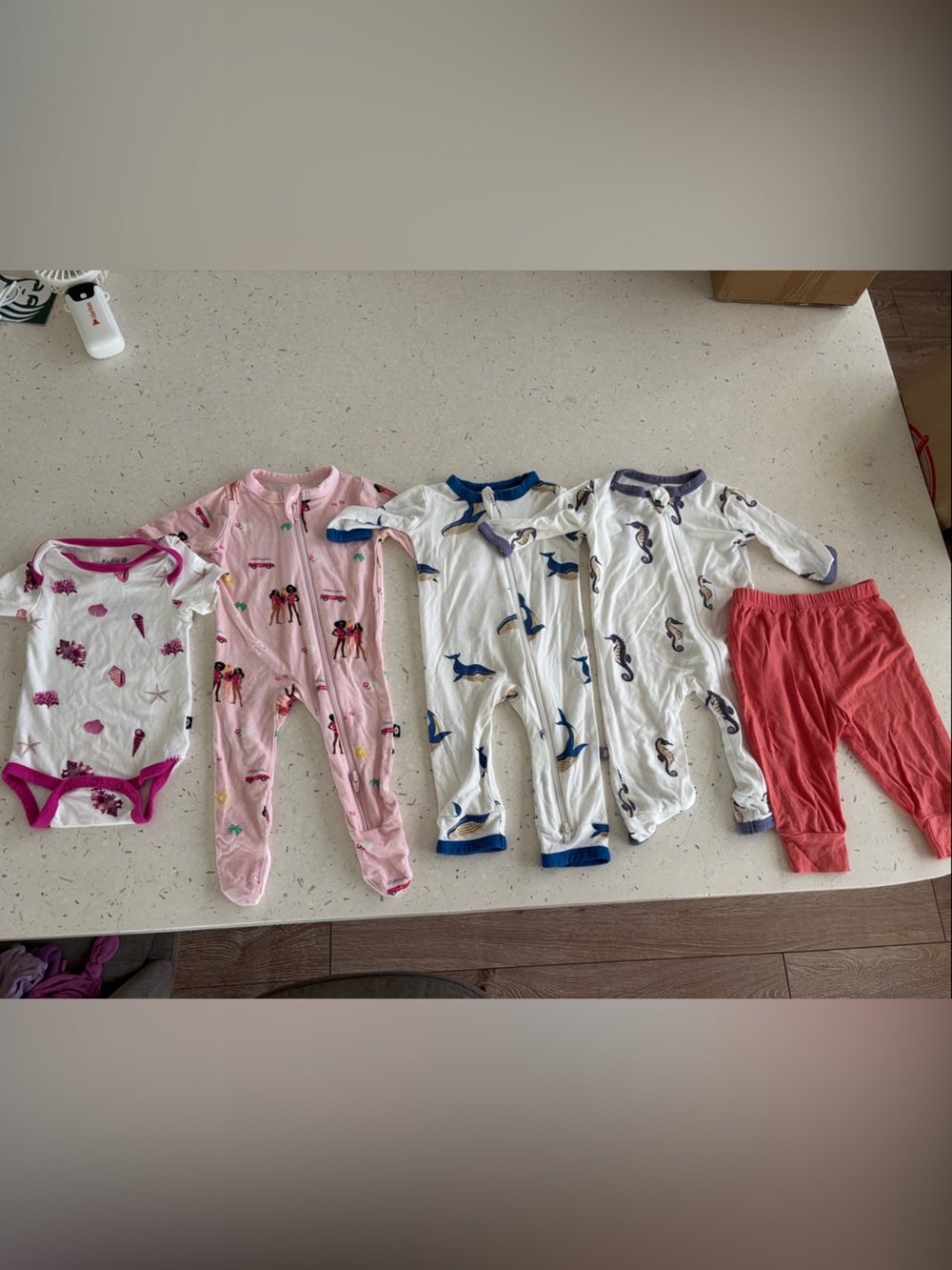 Kyte Bundle of Newborn outfits